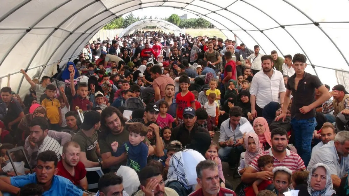 12 Bin Göçmen İstanbul'dan Gönderildi