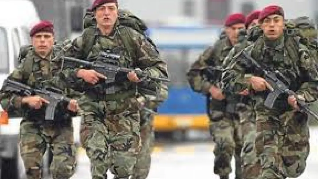 1700 Komando Ile Operasyon
