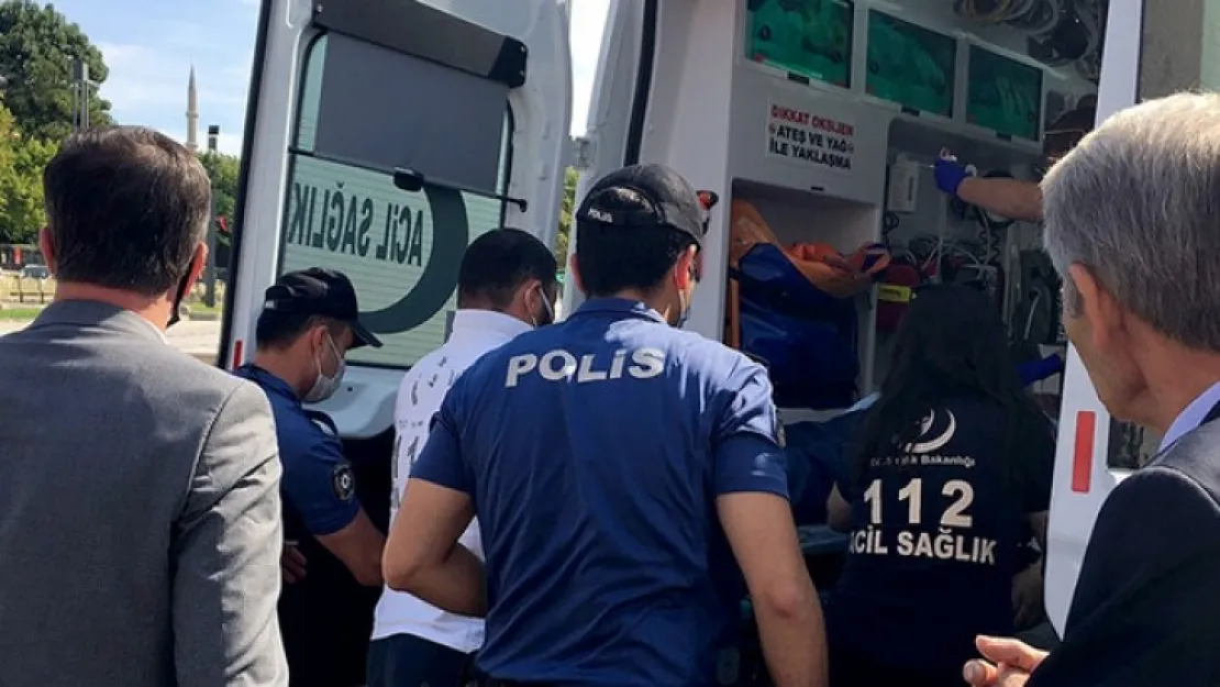 2020 yılı ahisi törende fenalaştı, ambulansta kalbi durdu