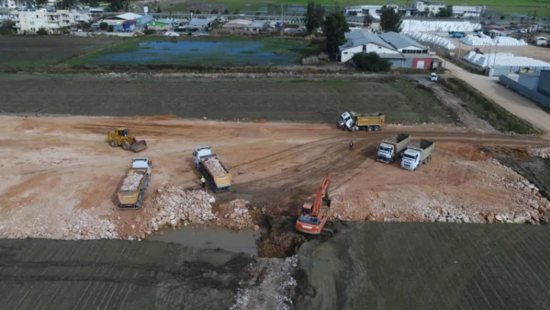 43 milyonluk Manavgat Toptancı Hal inşaatı başladı