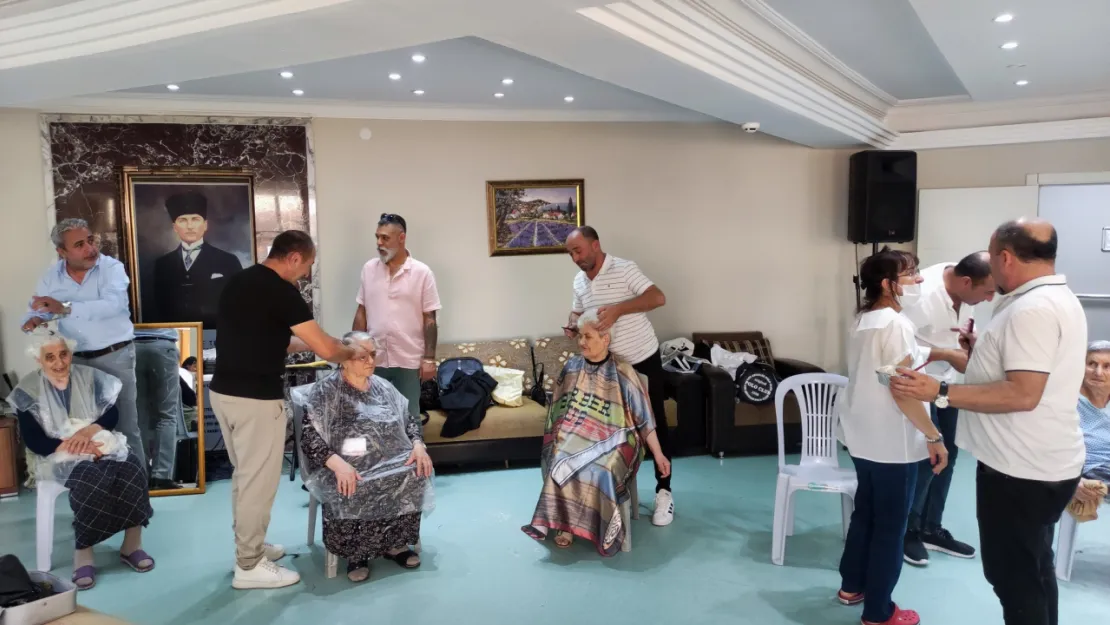 AKGO, Huzurevi Sakinlerine Gönüllü Bakım Hizmeti