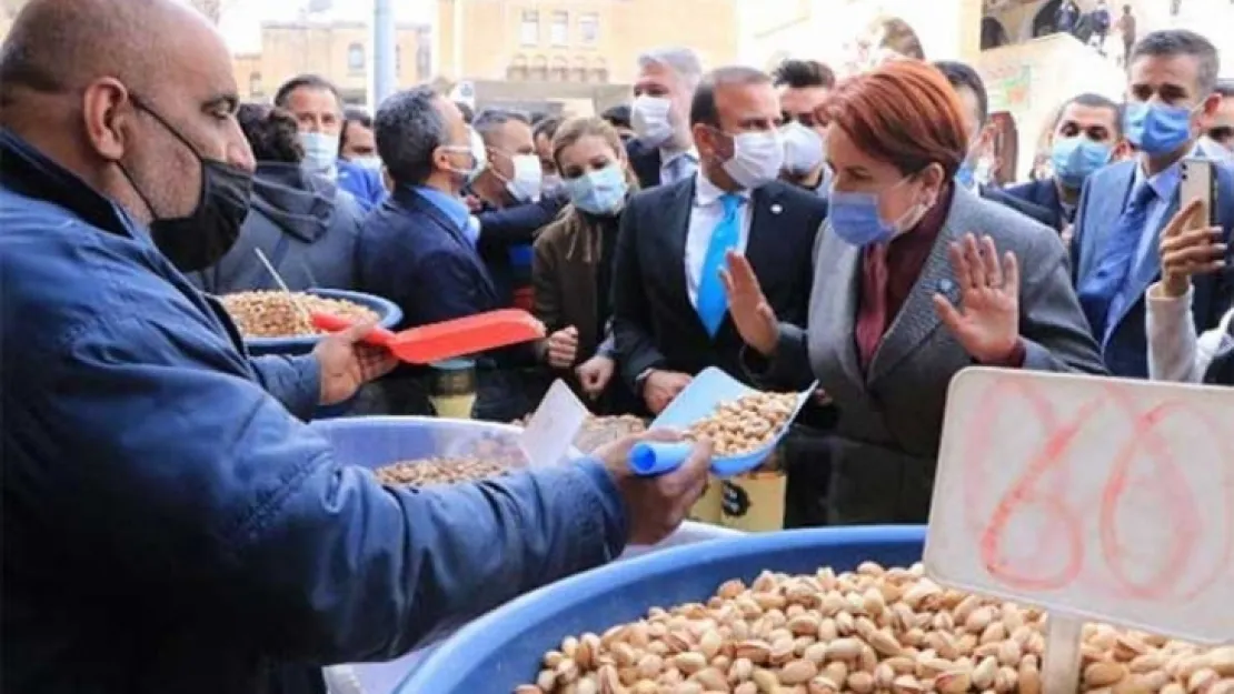 Akşener'den esnaf ziyareti