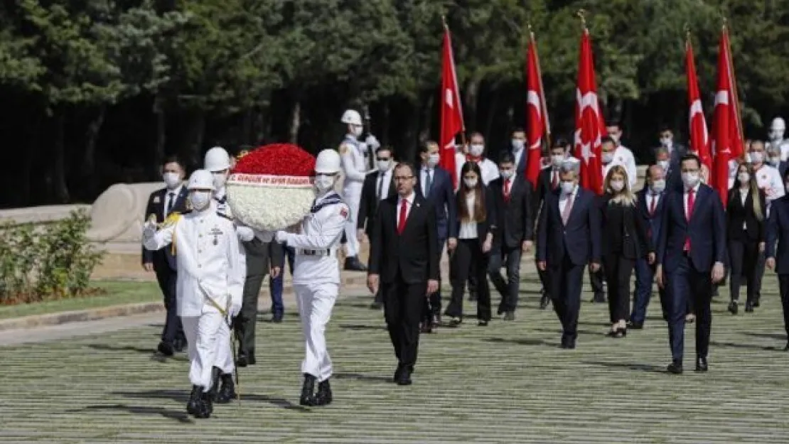 Anıtkabir'de 19 Mayıs töreni