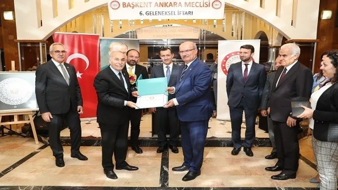 ATO Başkanı'na Üstün Hizmet Ödülü