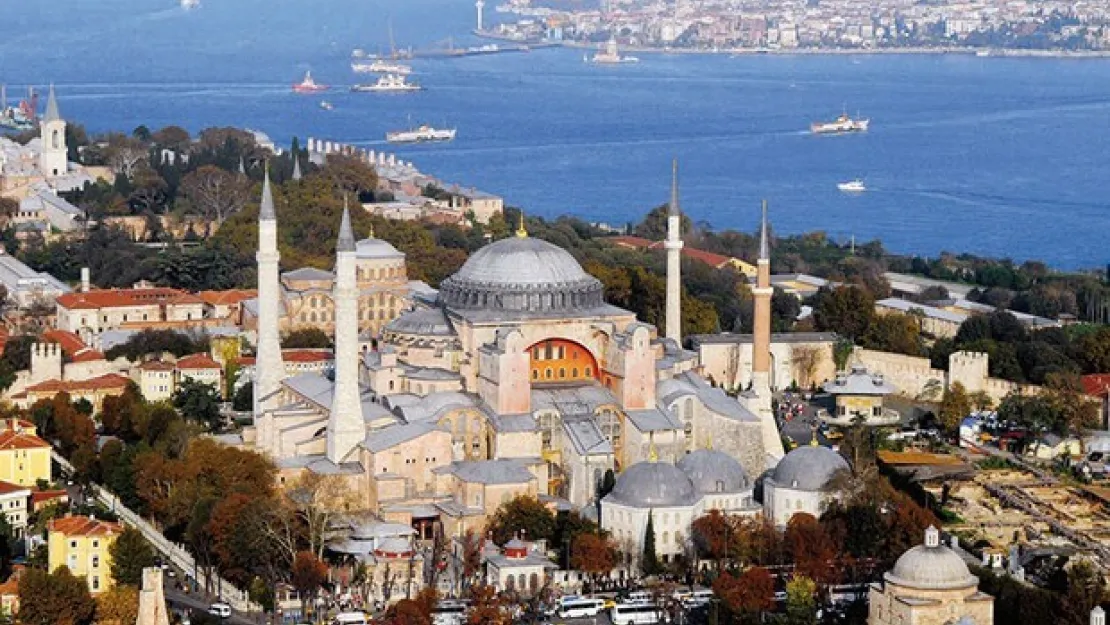 Ayasofya'da halı iddiası