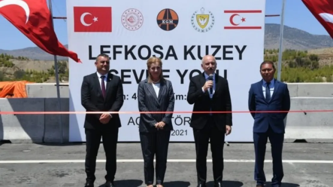 Bakan Karaismailoğlu, Lefkoşa Kuzey Çevre Yolu'nun açılışını gerçekleştirdi