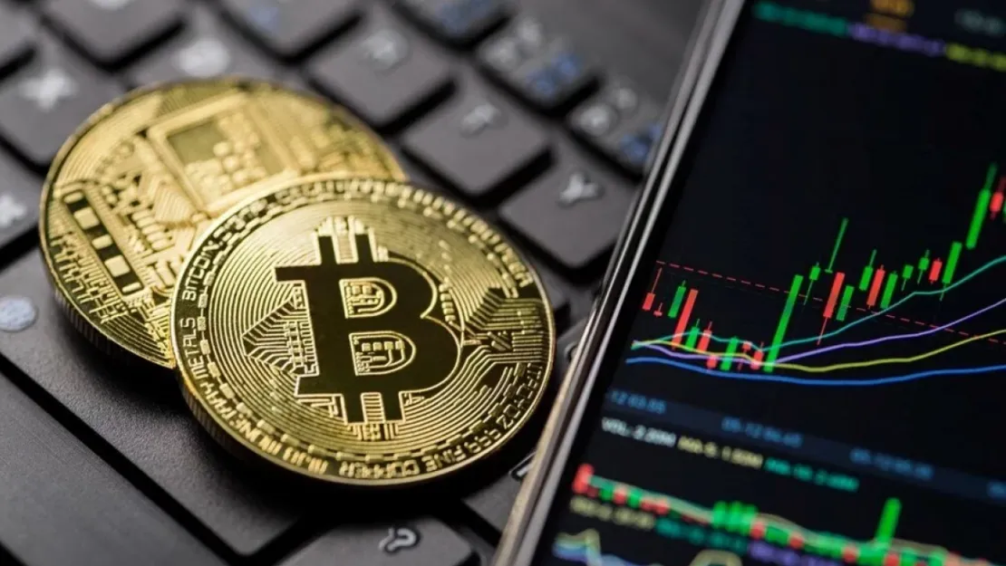 Bitcoin'de tarihi dalgalanma