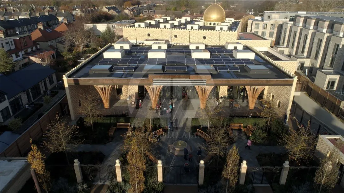 Cambridge Merkez Cami Açıldı