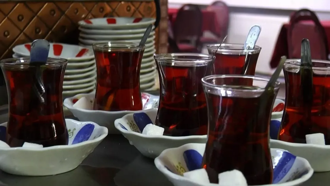 Çay'ın da tadı kaçtı