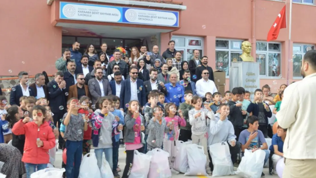 Çocuklar Üşümesin Bot ve Mont Kampanyasına  İşgid'ten Destek