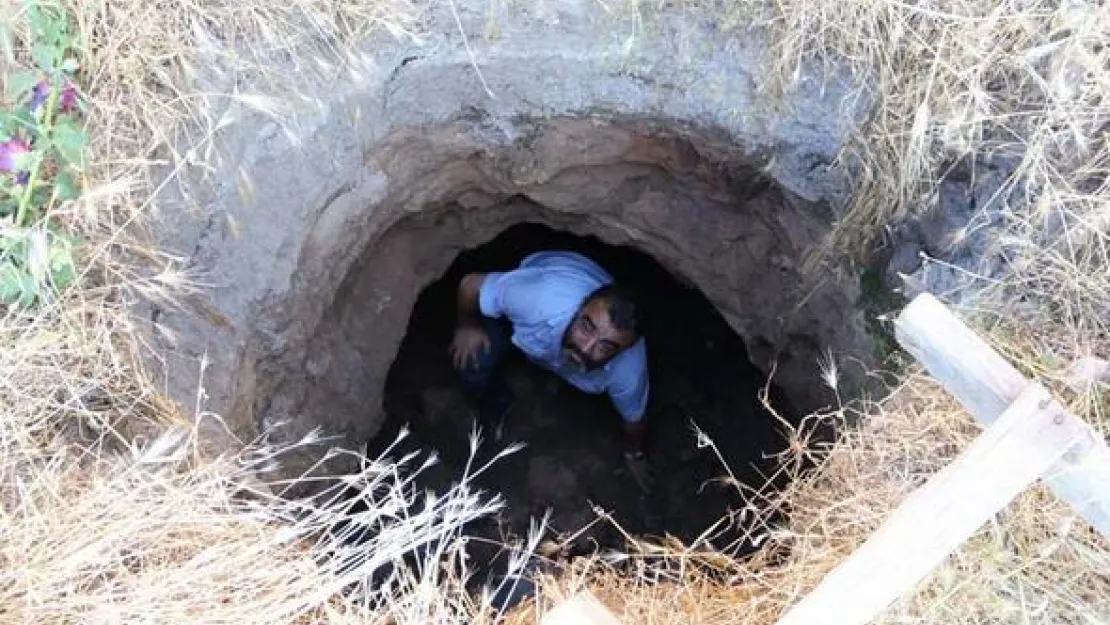 Çöken Bahçenin Altından Yeraltı Şehri Çıktı