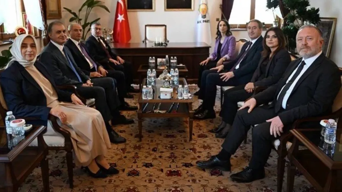 DEM Parti heyeti AK Parti ile görüşüyor