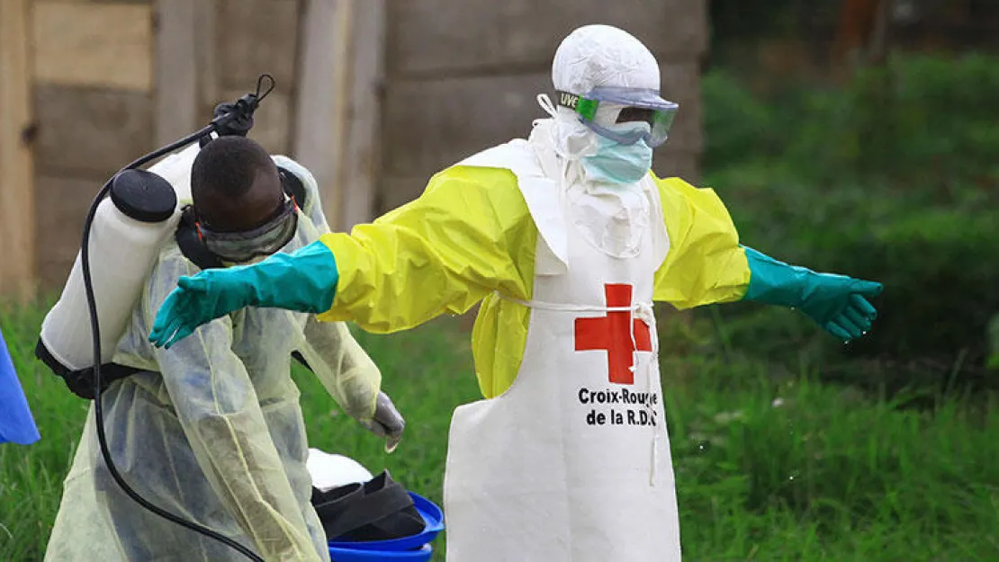 Ebola Geri Döndü Kürsel Acil Durum İlan Edildi