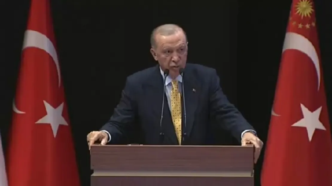 Erdoğan'dan Özel'e: Ayağını denk al, denk almazsan denk getirmesini biliriz