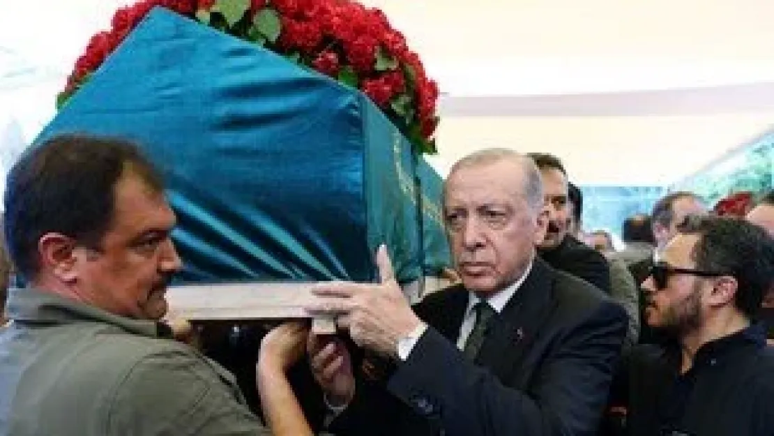 Erdoğan Özer Uçuran Çiller'in cenazesine katıldı