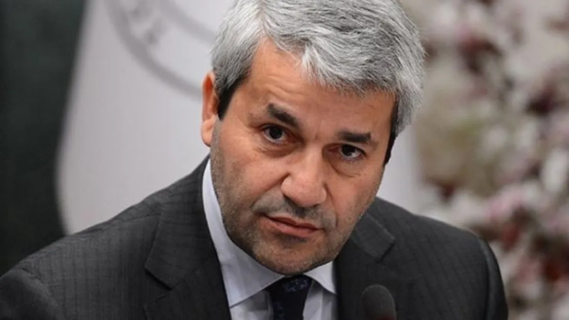 Eski Bakan AK Parti'den İstifa Etti