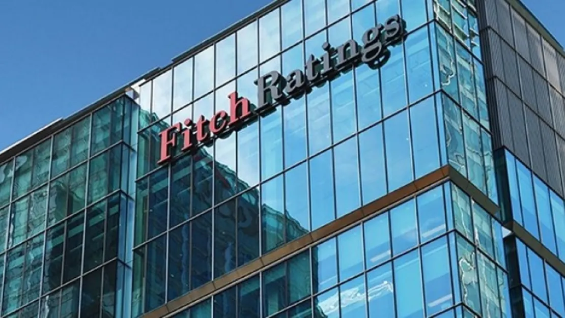 Fitch, enflasyon yüzünden Türkiye'nin kredi notunu düşürdü