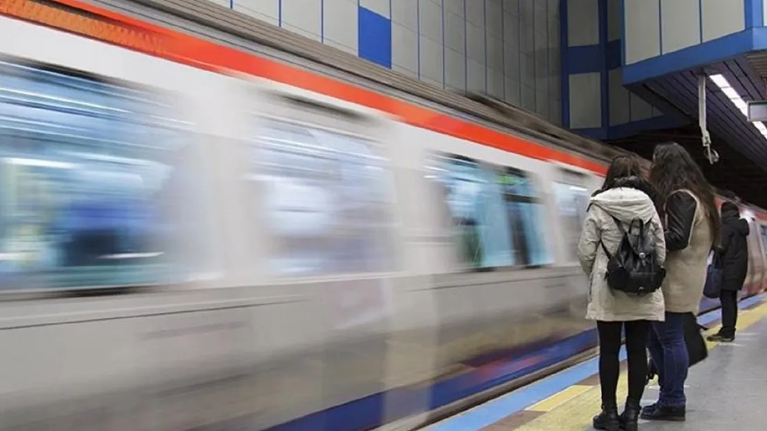 Gece Metrosunu 50 Bin Kişi Kullanıyor