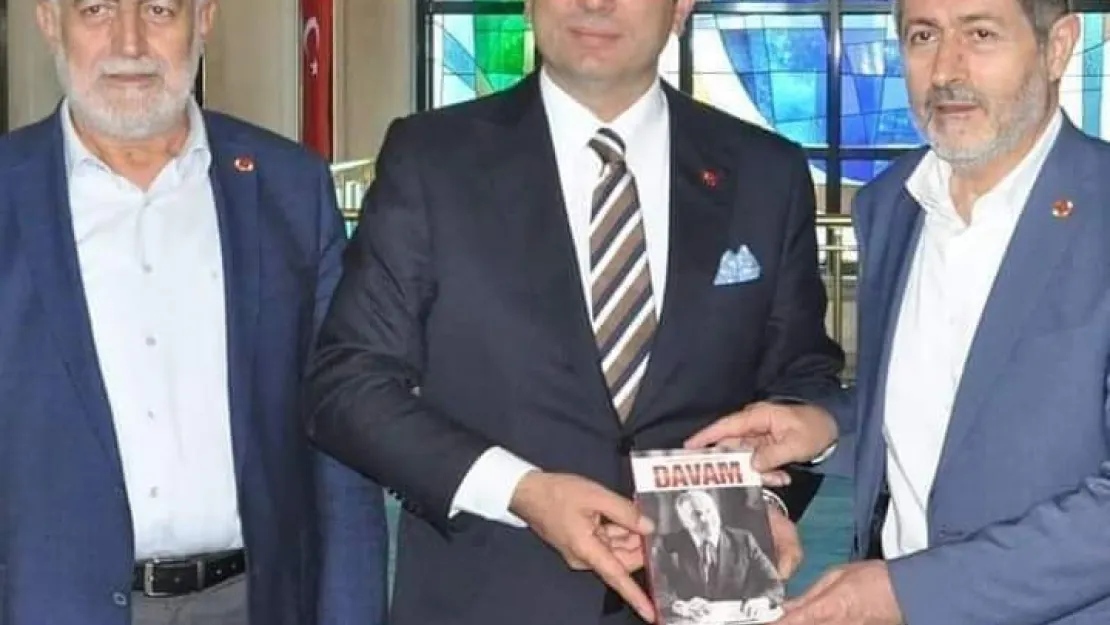 İmamoğlu'na Erbakan Kitabı