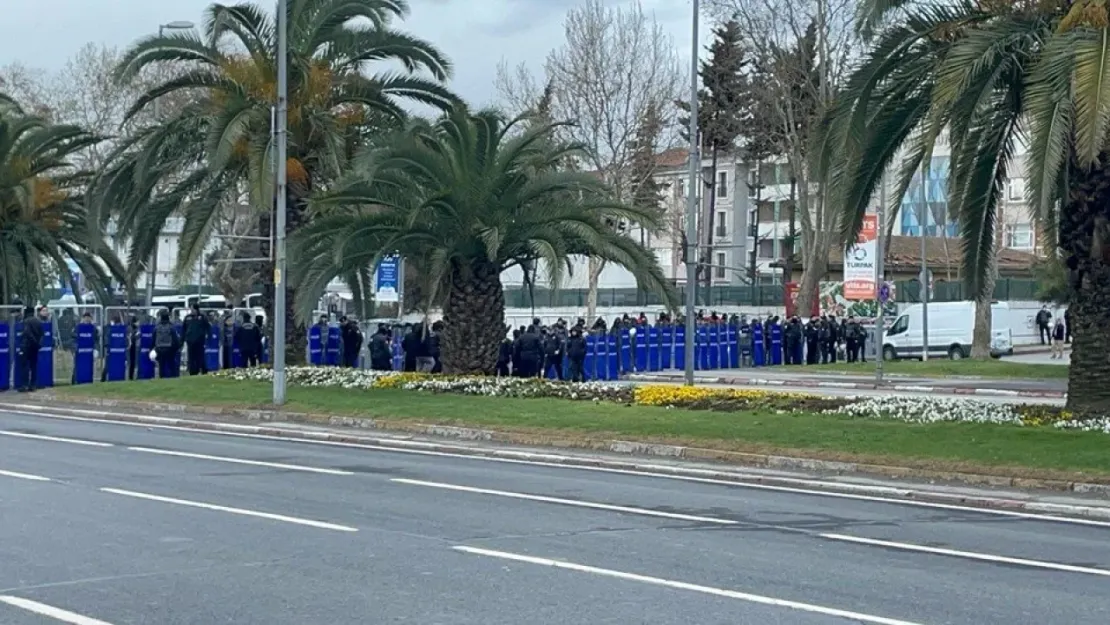 İstanbul'da 4 günlük gösteri yasağı