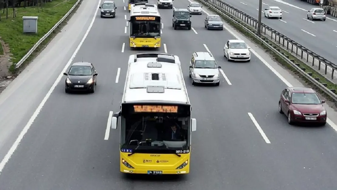 İstanbul'da özel halk otobüsleri kontak kapattı