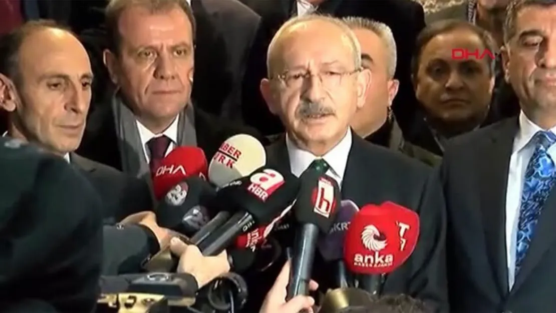 Kılıçdaroğlu Açıklama Yaparken Deprem Oldu