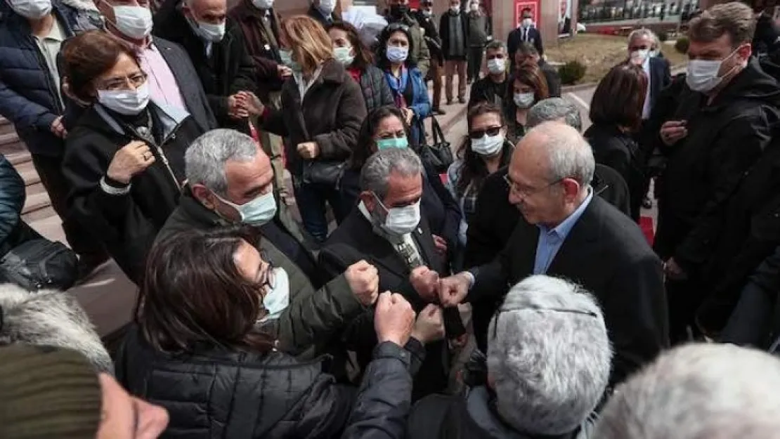 Kılıçdaroğlu genel merkezde esnafın ardından emeklilerle buluştu