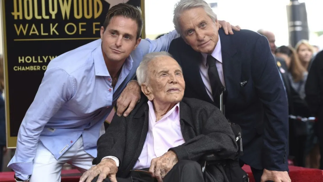 Kirk Douglas 103 Yaşında Hayatını Kaybetti