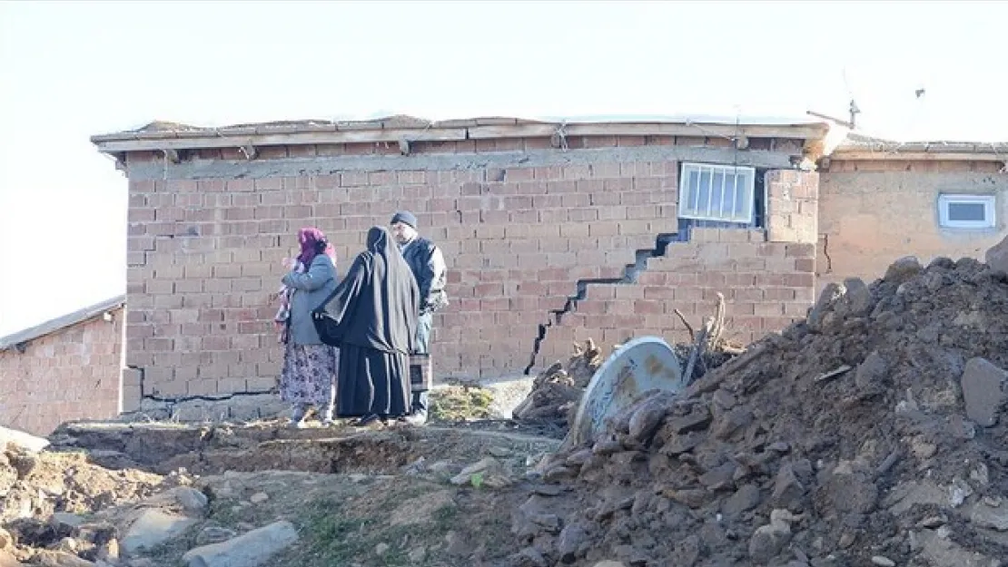 Kızılay sıcak yemek dağıtımına başladı