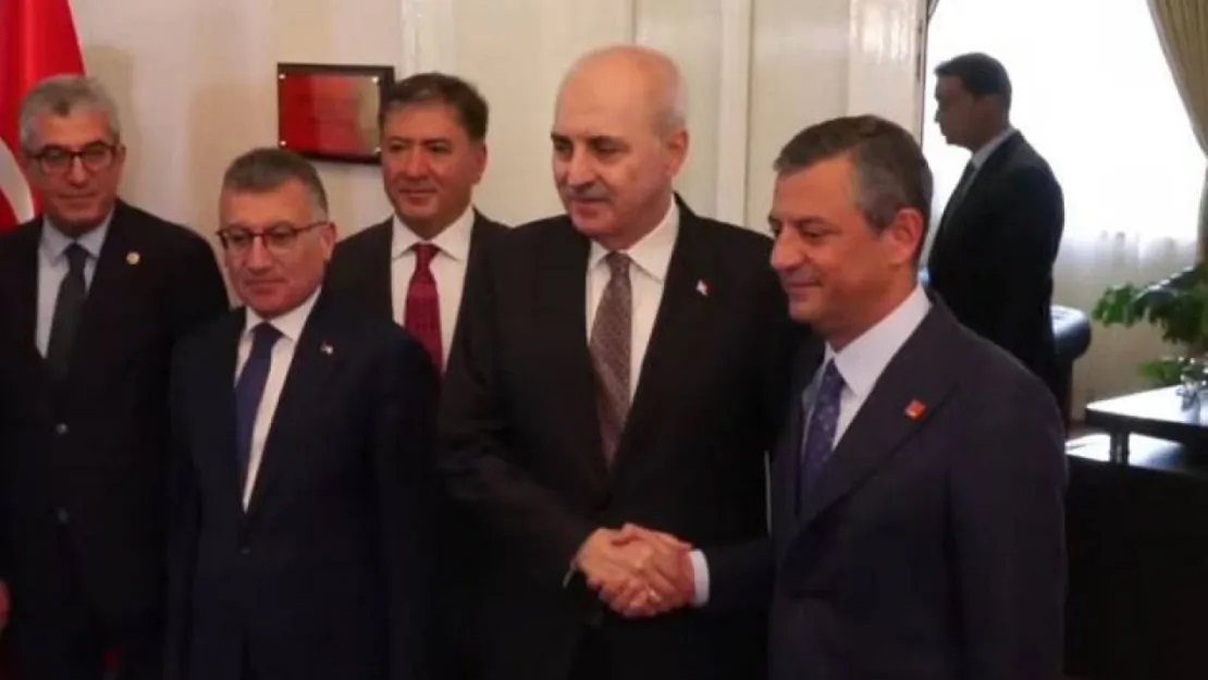 Kurtulmuş, Özgür Özel'i ziyaret etti