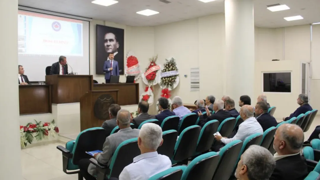 Madeni Eşya Sanatkârları Adana'da Buluştu  7. Bölge İstişare Toplantısı'na Yoğun