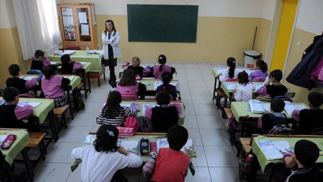 MEB'den 3 bin 500 engelli öğretmen ataması
