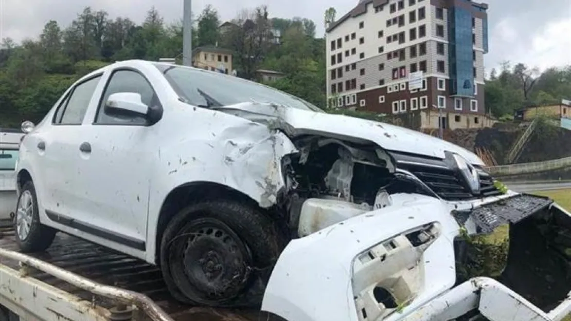 MHP Yöneticileri Rize'de Kaza Yaptı