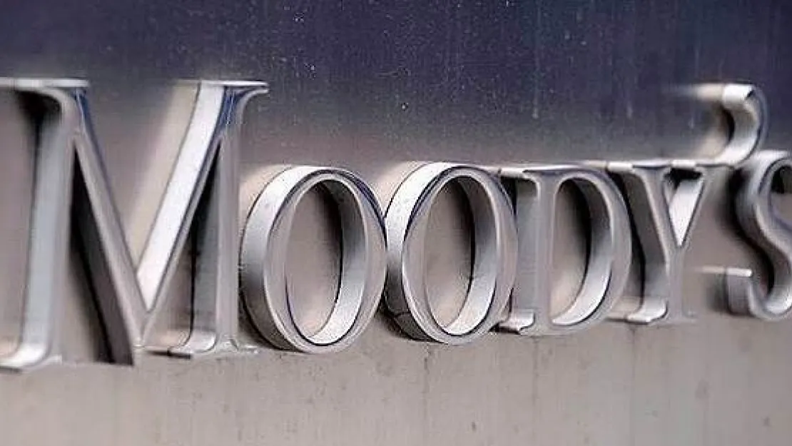 Moody's 13 Türk Bankasının Kredi Notunu Düşürdü