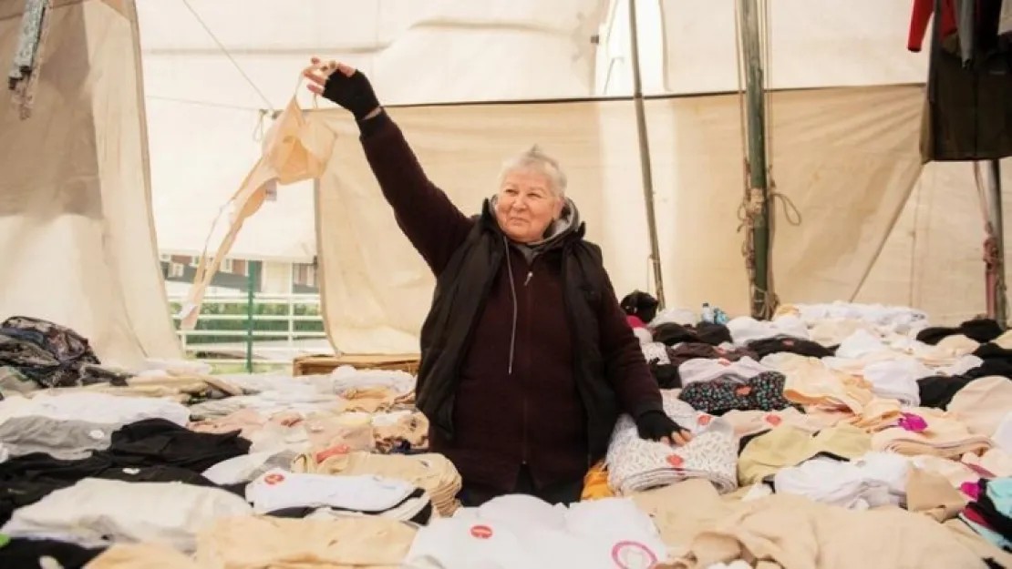 Pazarcı Ayşe Dede'nin Ağlatan Öyküsü