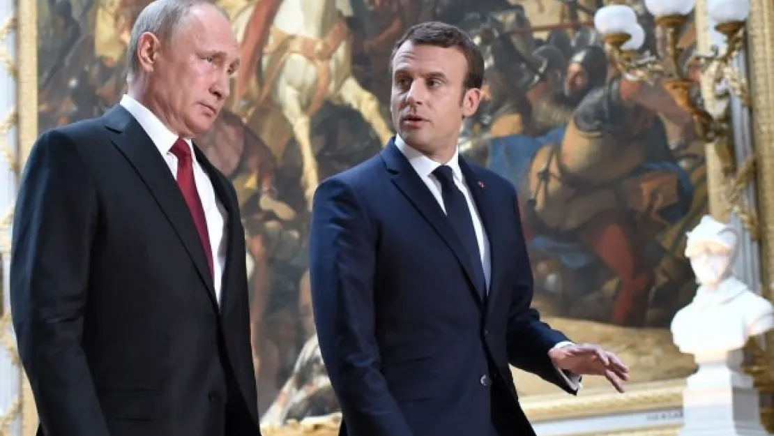 Putin ve Macron Dağlık Karabağ'ı görüştü