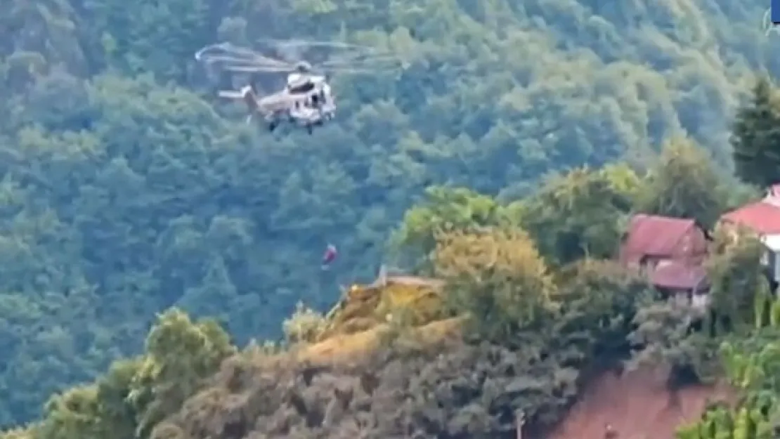 Selde mahsur kalan 2'si engelli 6 kişi helikopterle kurtarıldı