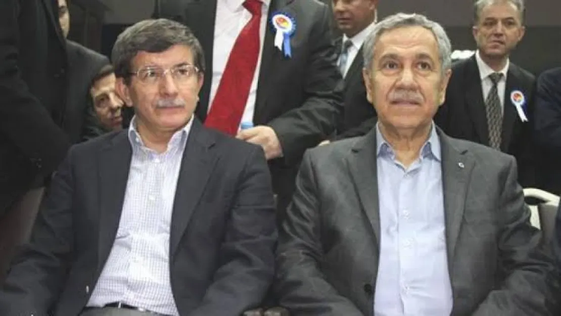 'Sırada Davutoğlu ve Arınç Var'