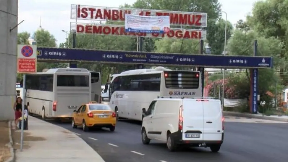 Tatil dönüşü otogarlarda yoğunluk başladı