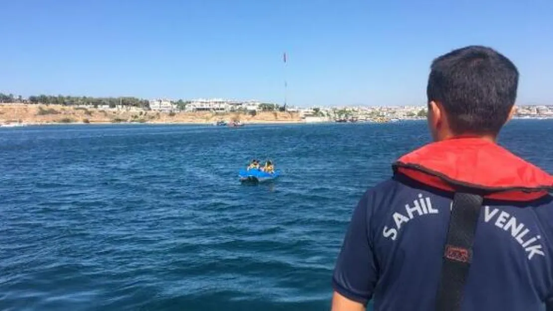 Tekne Arızalanınca Denizde Mahsur Kaldılar