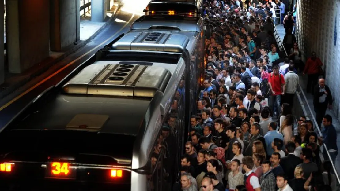 Trafikte  İstanbul  Alarmı