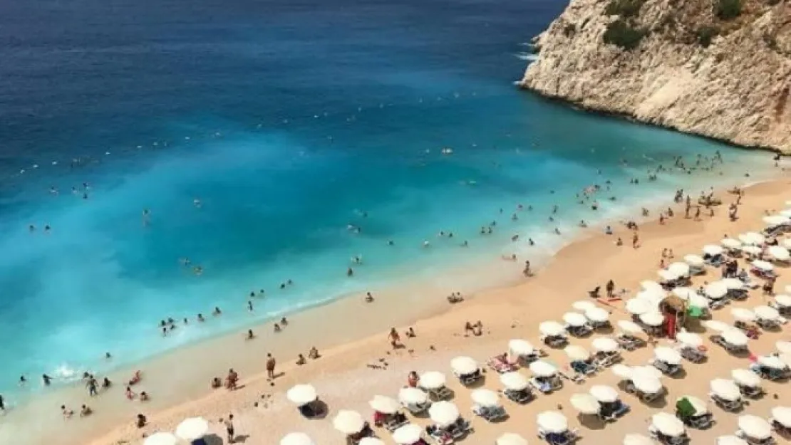 Turizm gelirinin gelecek yıl 30 milyar doları aşması bekleniyor