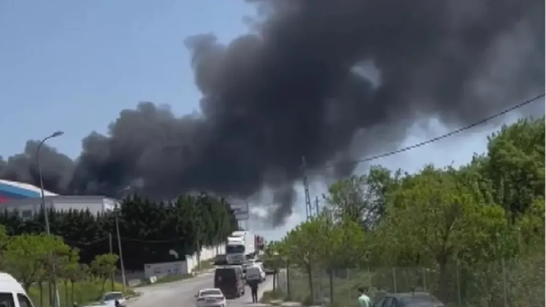 Tuzla'da bir iş yerinde patlama ve yangın: 3 ölü