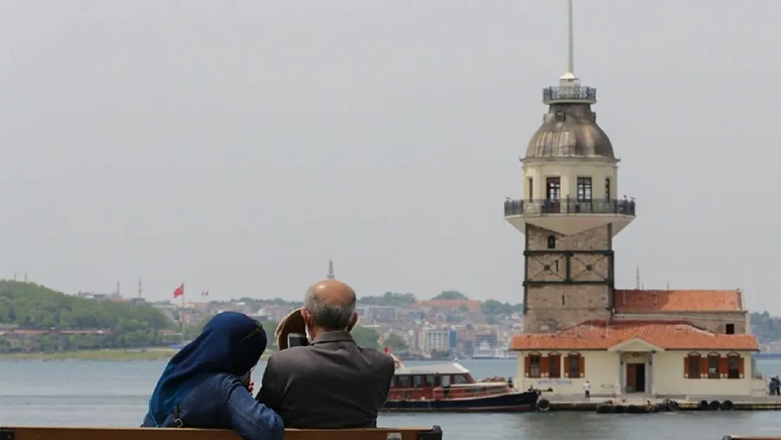 Üsküdar Sahilinde Çekirdek Çitlemek Yasaklandı