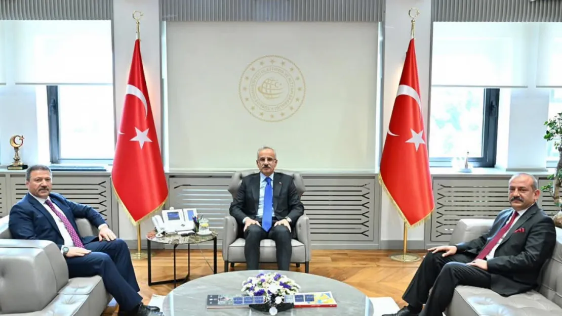 Yiğiner'denBakan Uraloğlu'na Ziyaret ve Teşekkür