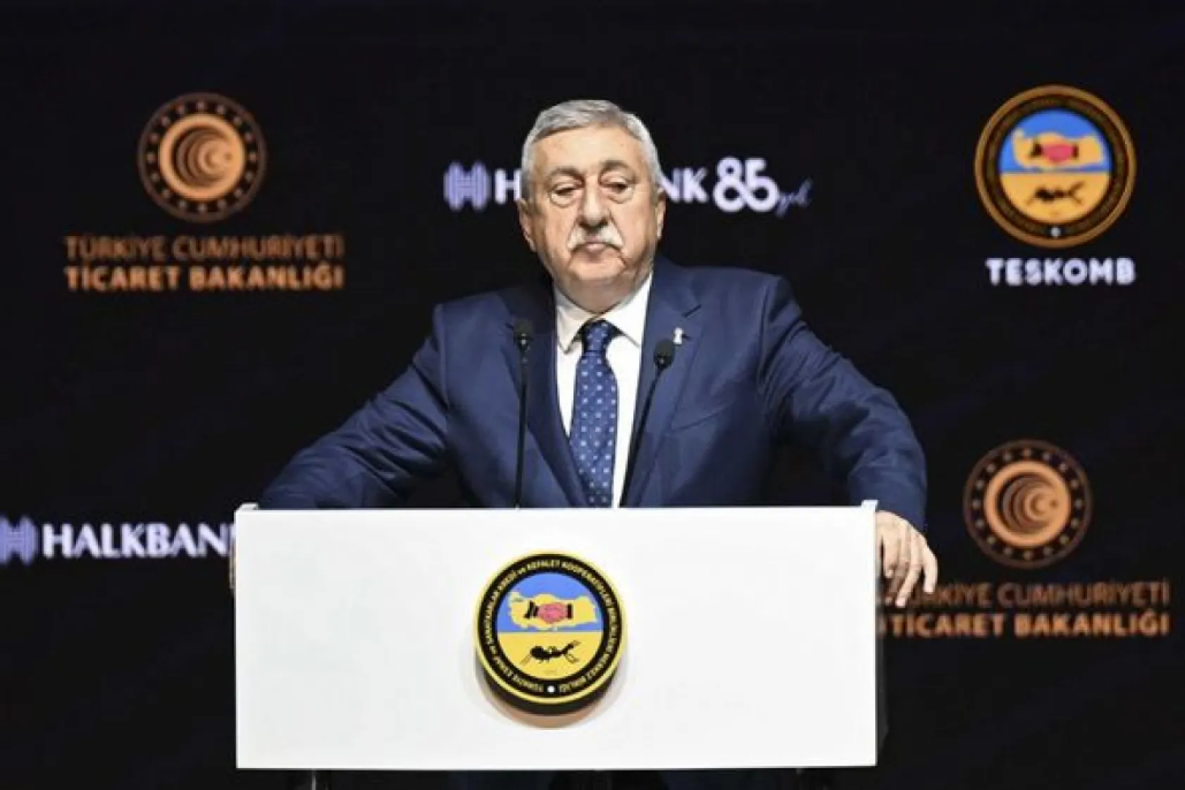 Erdoğan'ın Alperen Esnafları