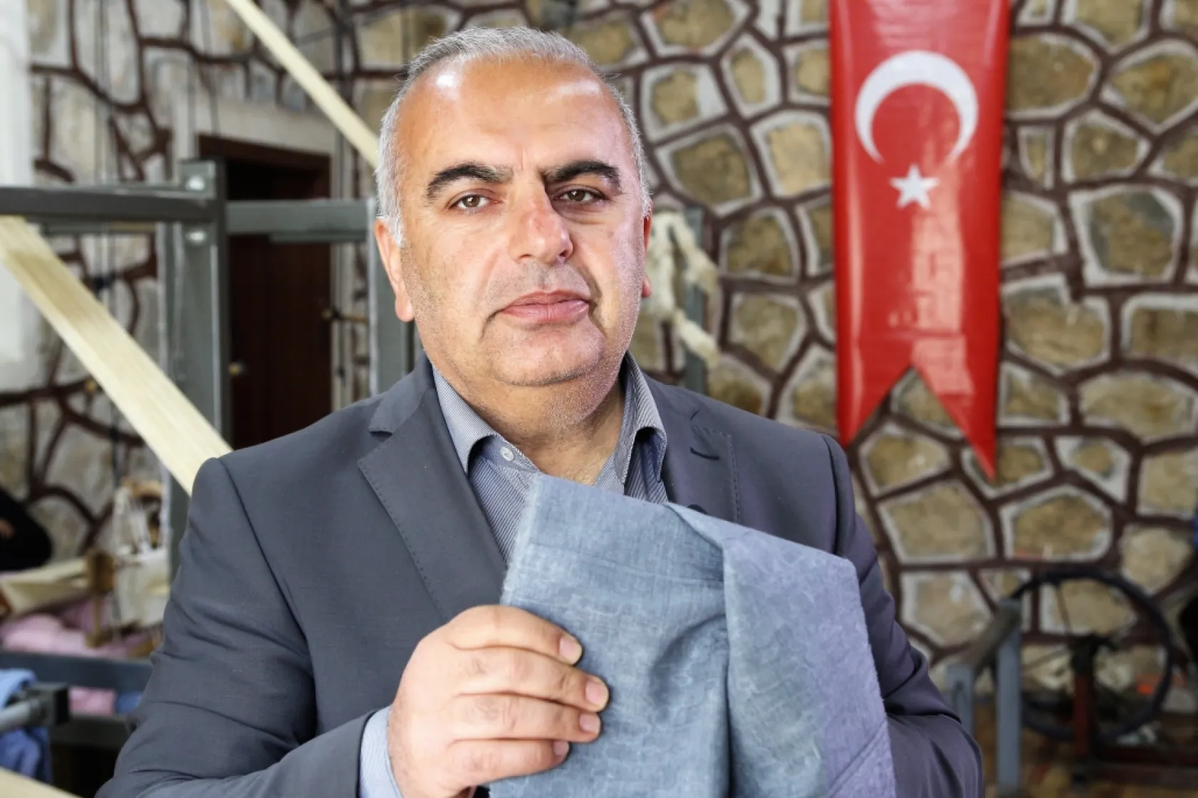 Eruh'un Şal Şepik Kumaşı Tarihe Meydan Okuyor