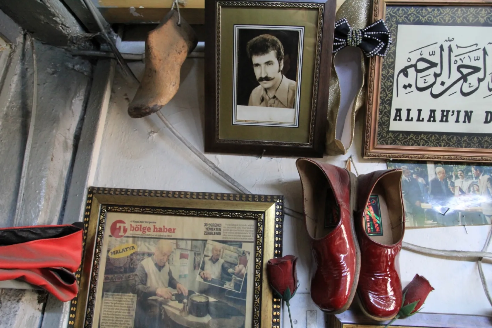 'Yemeni Giyenler Öldü, Git Dometes Sat' Dediler