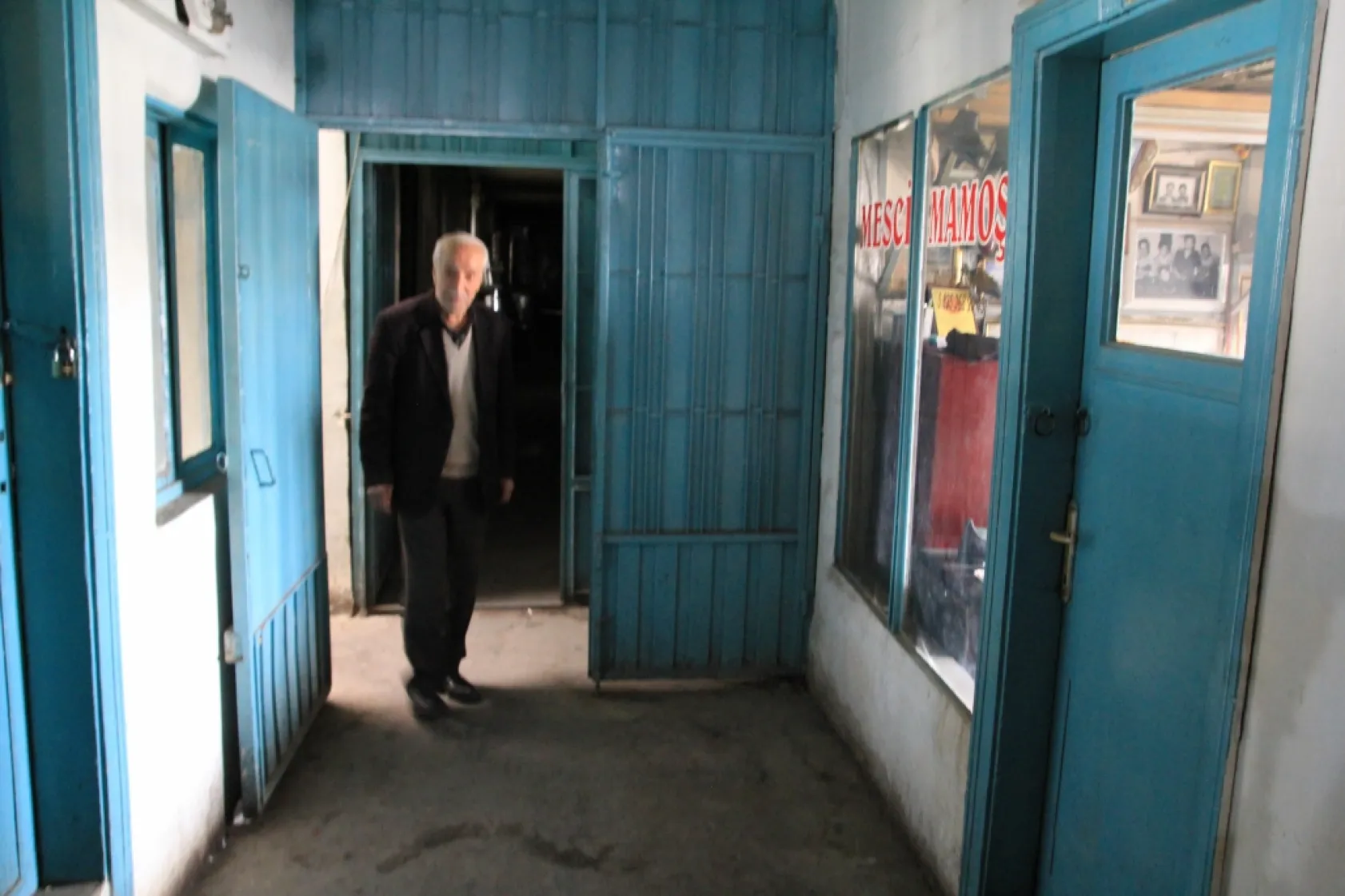 'Yemeni Giyenler Öldü, Git Dometes Sat' Dediler