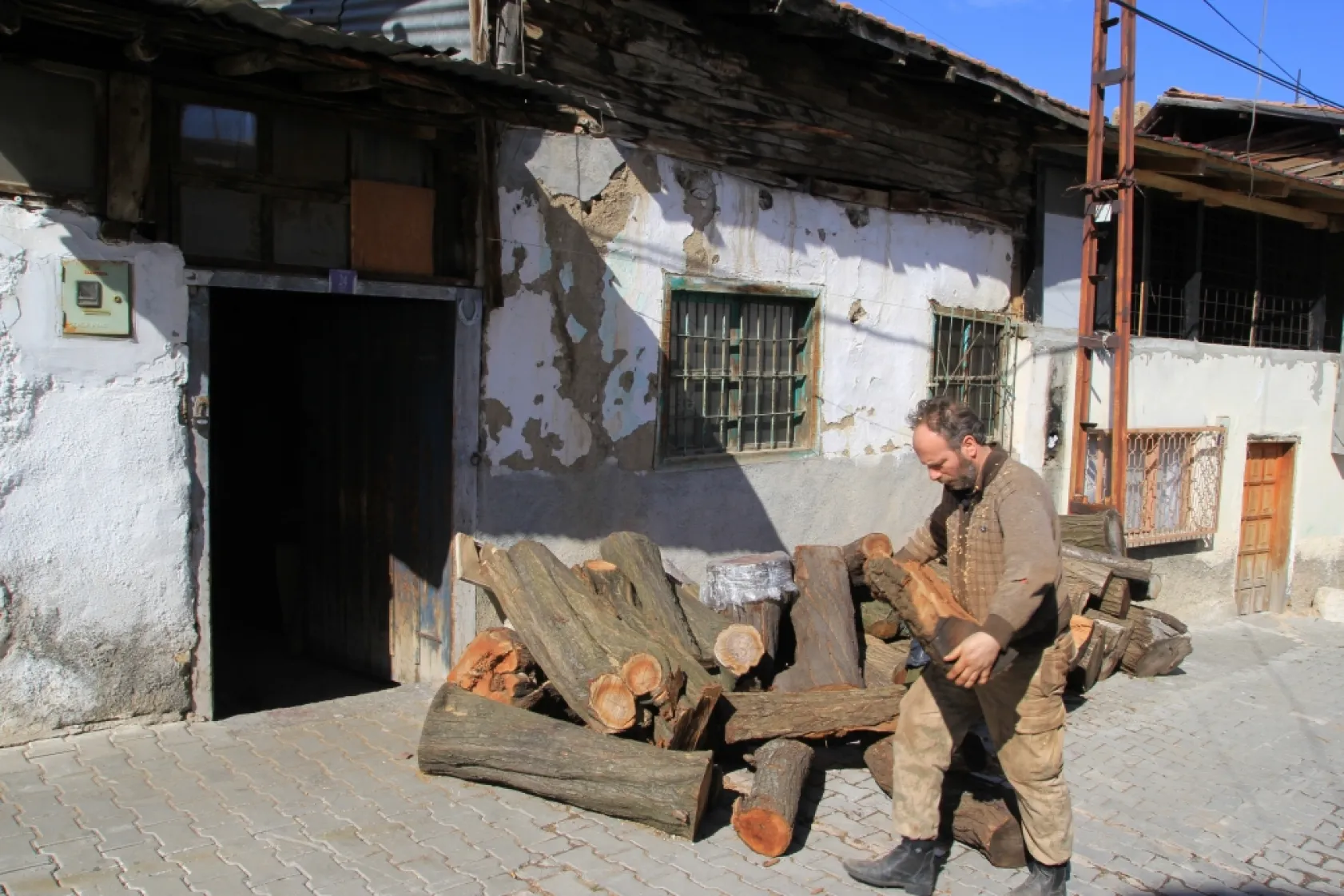 Zurna Deyip Geçme Ağacı Dile Getiren Oktay Usta